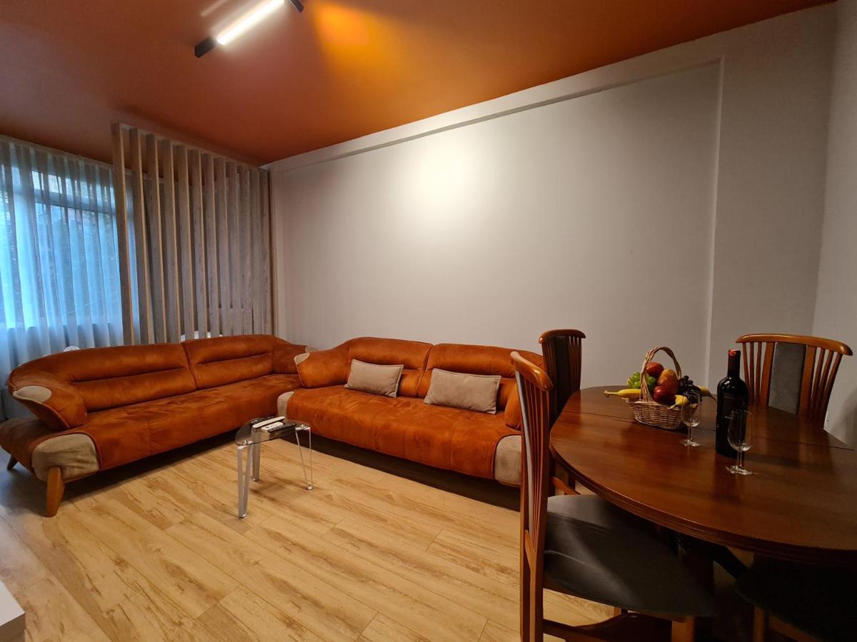 Stay&dream - Blloku Tirana
